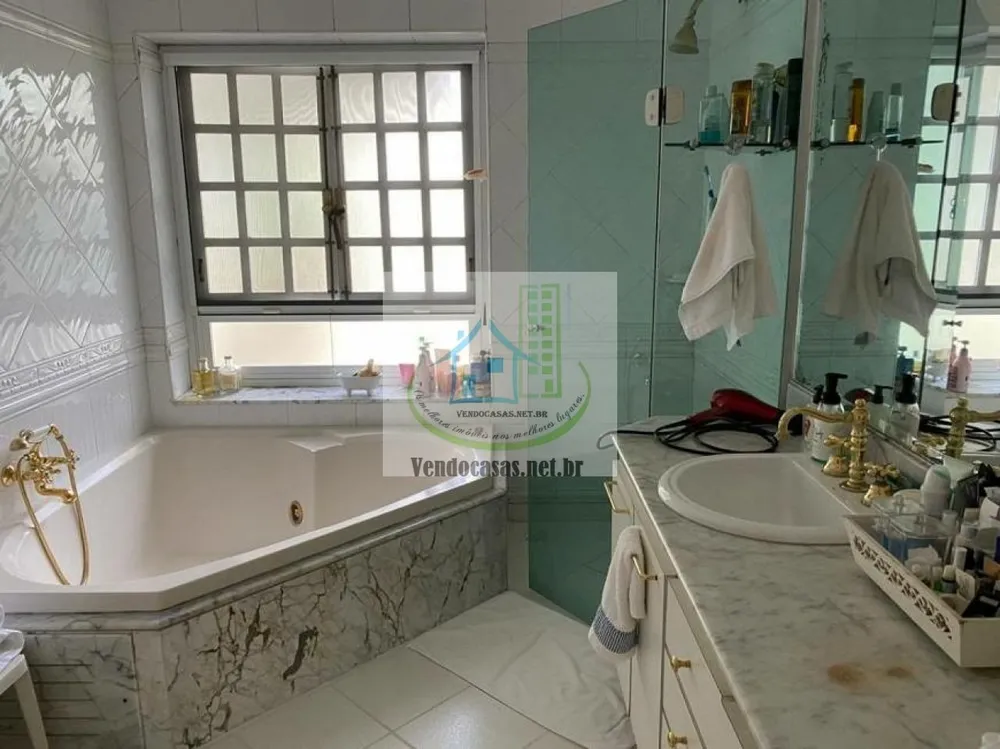 Casa, 4 quartos, 600 m² - Foto 1