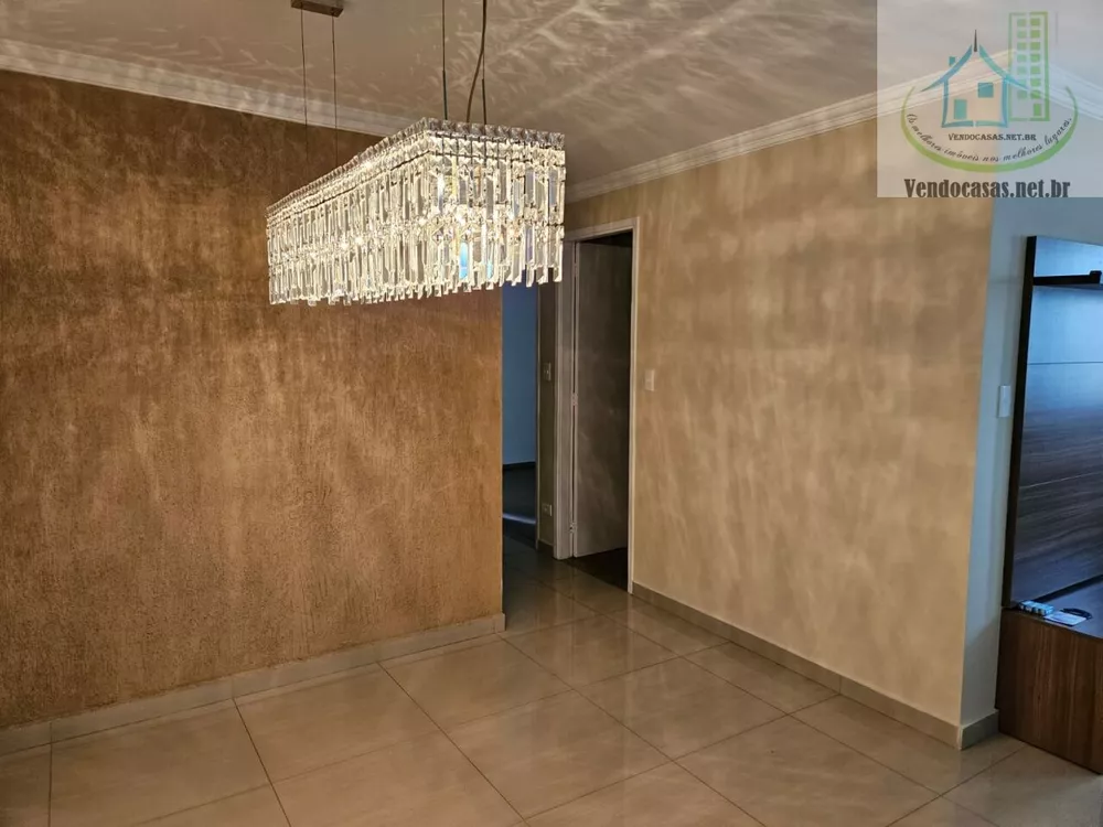 Apartamento à venda com 3 quartos, 74m² - Foto 1