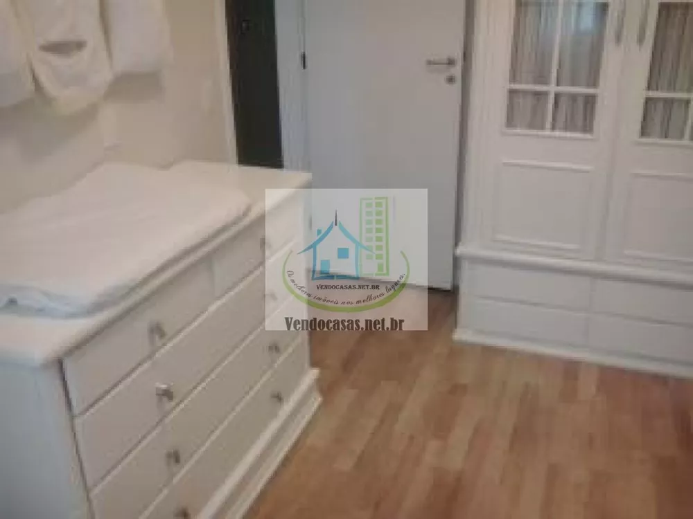 Apartamento à venda com 3 quartos, 107m² - Foto 1