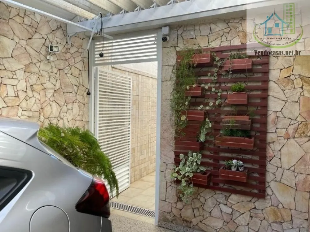 Casa, 3 quartos, 180 m² - Foto 1