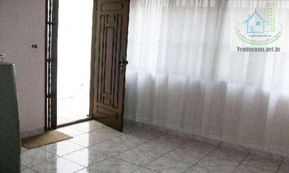 Casa, 3 quartos, 230 m² - Foto 1