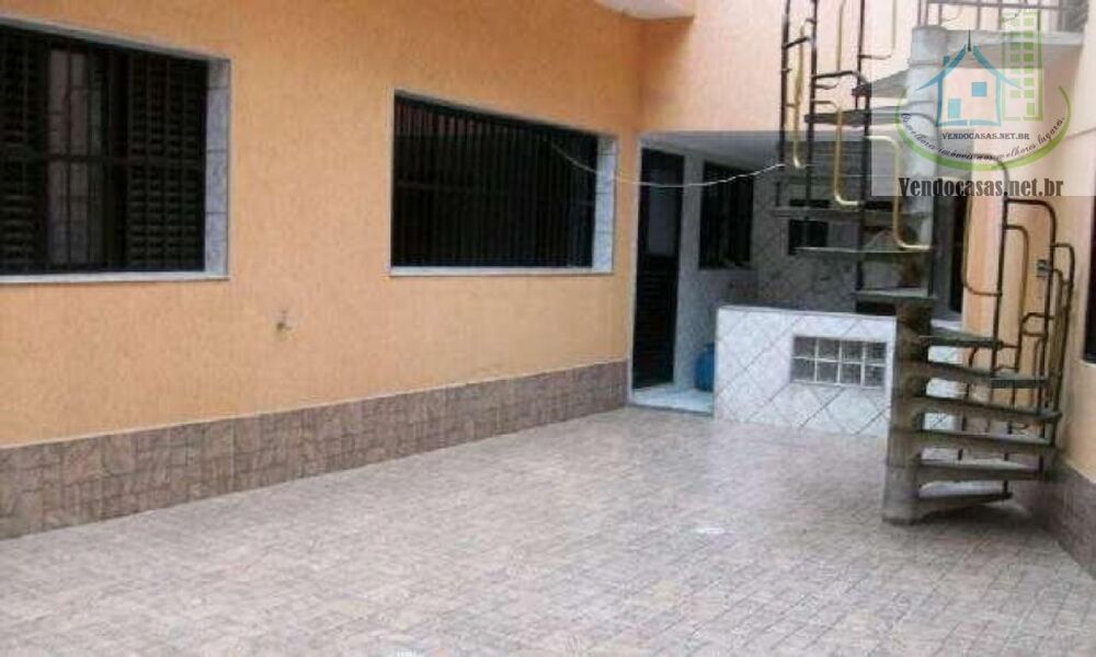 Casa, 3 quartos, 230 m² - Foto 3