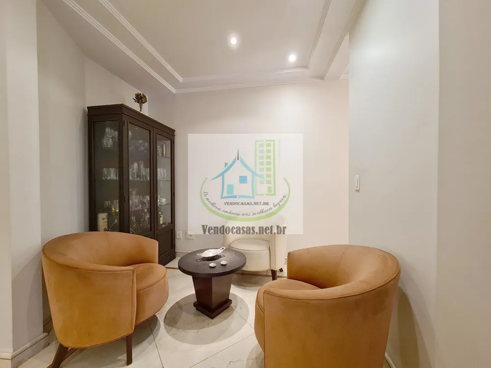 Casa, 4 quartos, 900 m² - Foto 1