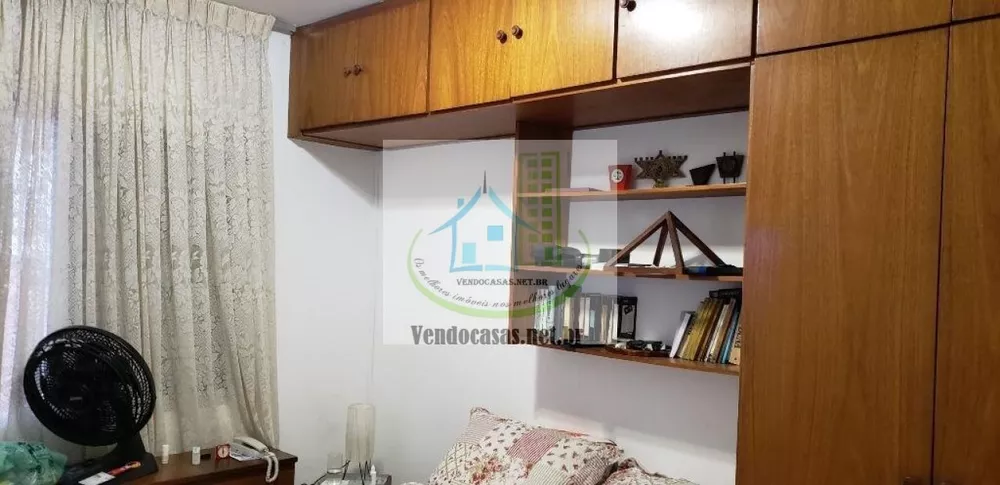 Casa à venda com 3 quartos, 138m² - Foto 4