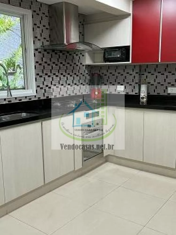 Casa de Condomínio à venda com 3 quartos, 260m² - Foto 11