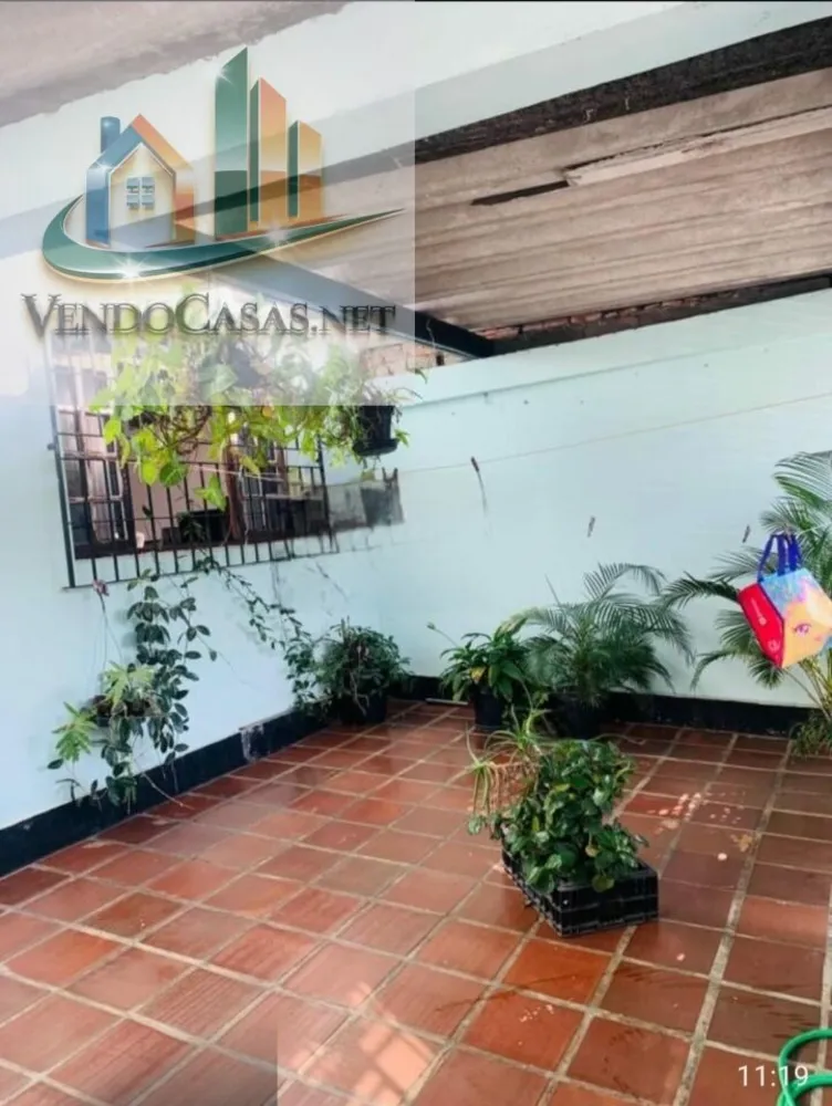 Casa, 4 quartos, 209 m² - Foto 2
