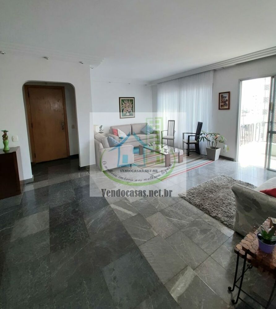 Apartamento à venda com 3 quartos, 136m² - Foto 2