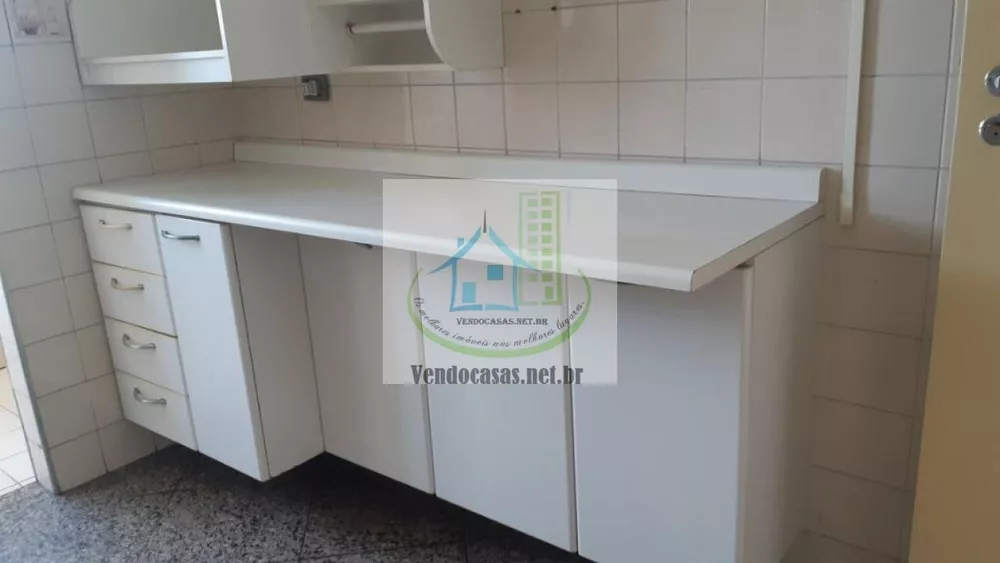 Apartamento à venda e aluguel com 3 quartos, 72m² - Foto 10