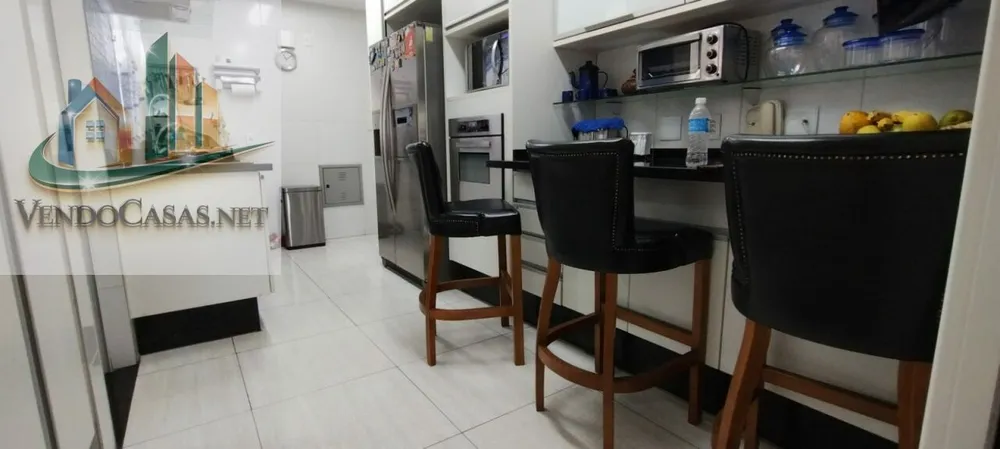 Apartamento, 3 quartos, 136 m² - Foto 2