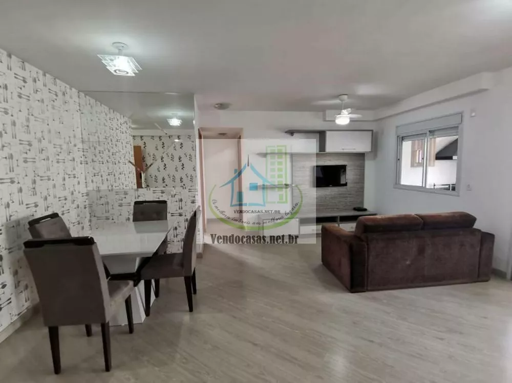 Apartamento à venda com 3 quartos, 95m² - Foto 2