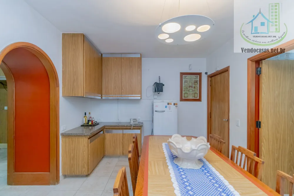 Casa, 4 quartos, 620 m² - Foto 1