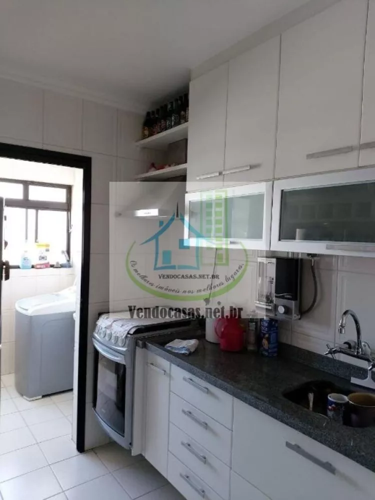 Apartamento à venda com 3 quartos, 78m² - Foto 3