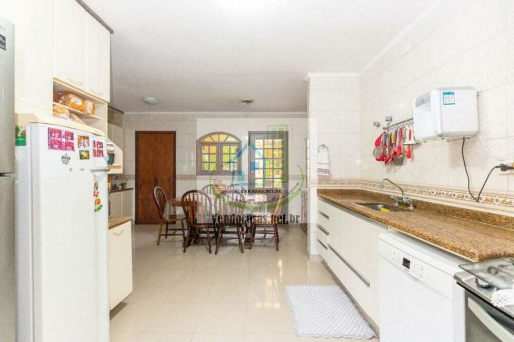 Casa, 4 quartos, 390 m² - Foto 4