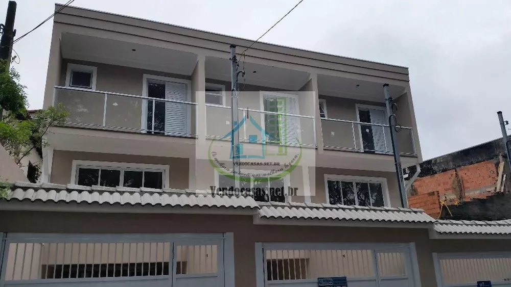 Casa à venda com 3 quartos, 140m² - Foto 1