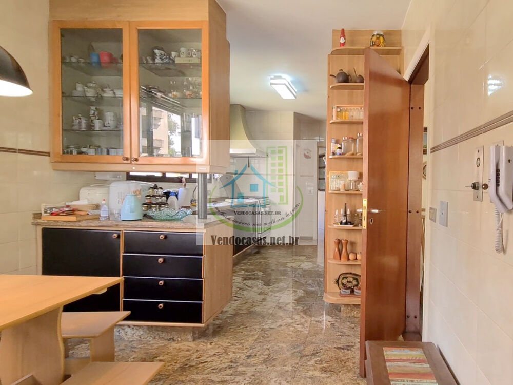 Apartamento, 4 quartos, 226 m² - Foto 1