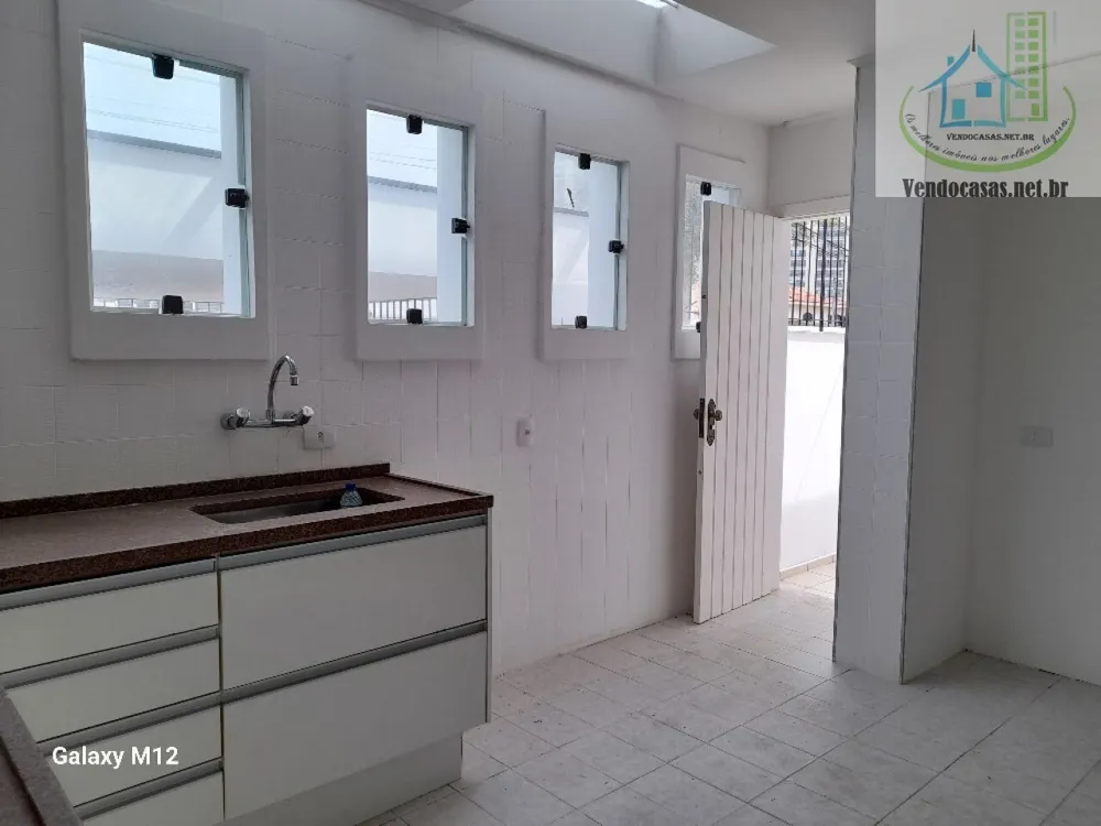 Casa, 3 quartos, 200 m² - Foto 6