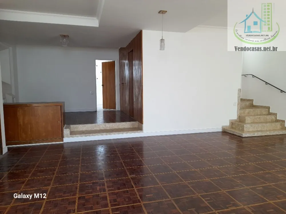 Casa, 3 quartos, 200 m² - Foto 1