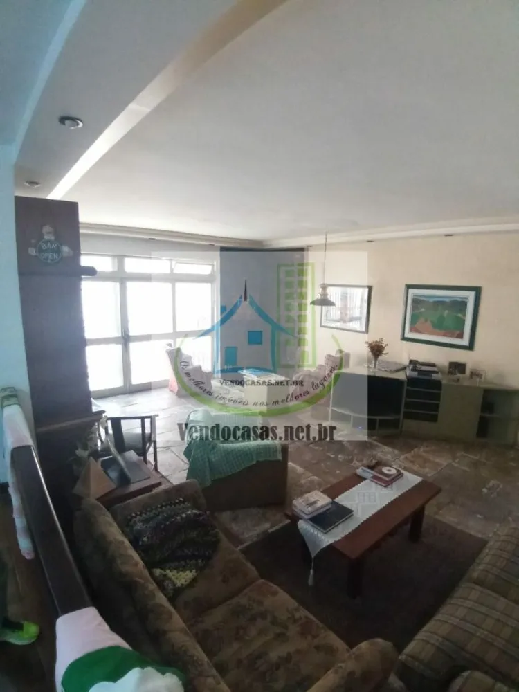 Casa, 3 quartos, 670 m² - Foto 1