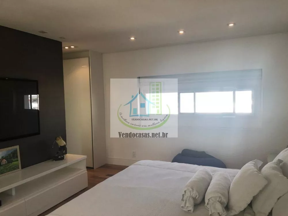 Apartamento à venda com 3 quartos, 266m² - Foto 4