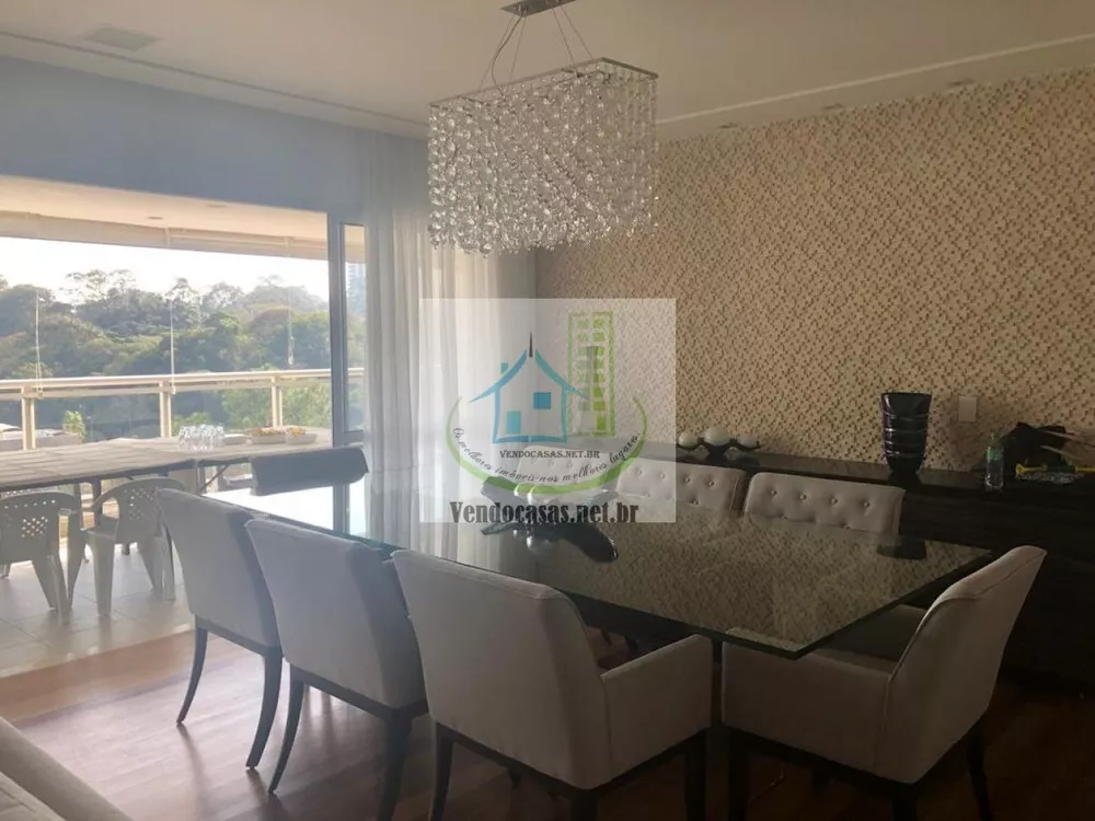 Apartamento à venda com 3 quartos, 266m² - Foto 2