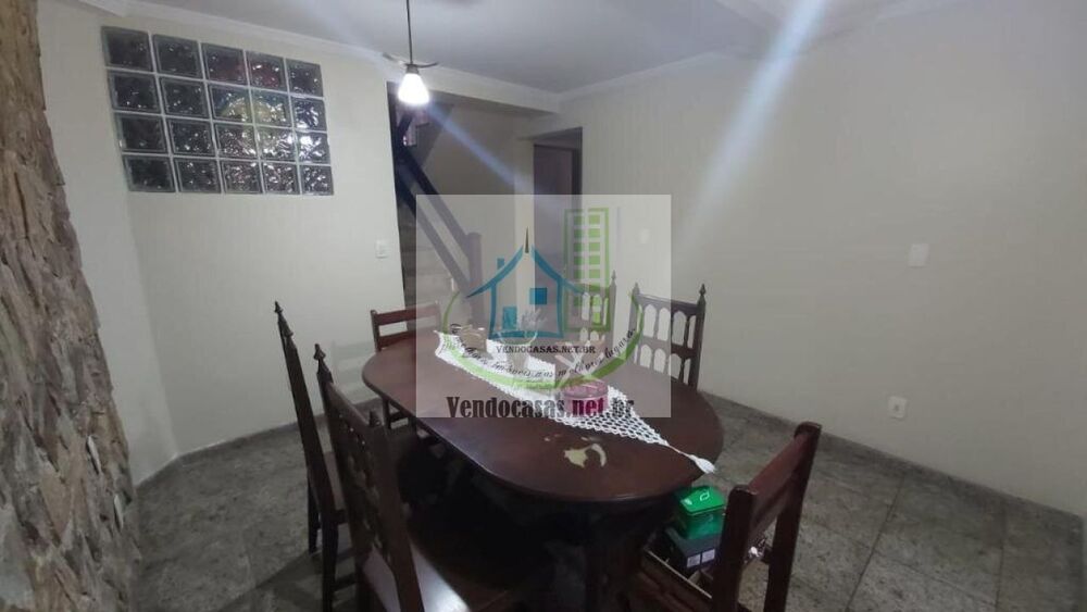 Casa, 5 quartos, 180 m² - Foto 3