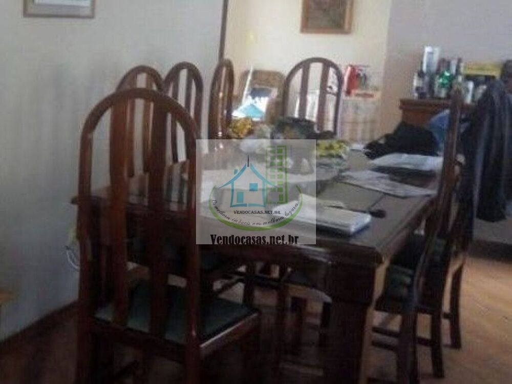 Casa, 3 quartos, 250 m² - Foto 2