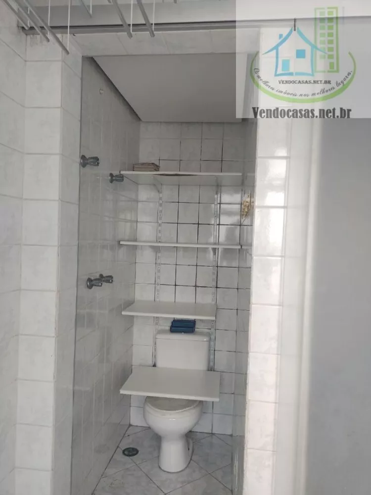 Apartamento à venda com 3 quartos, 74m² - Foto 2