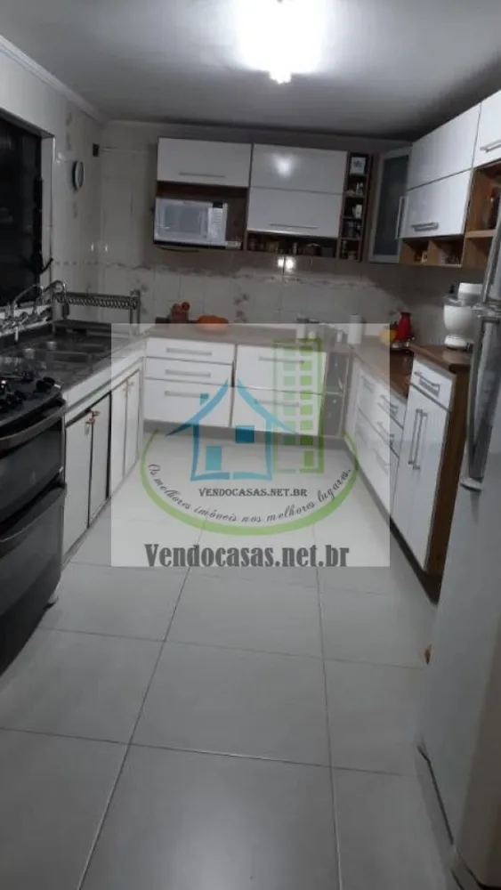 Casa, 3 quartos, 158 m² - Foto 2