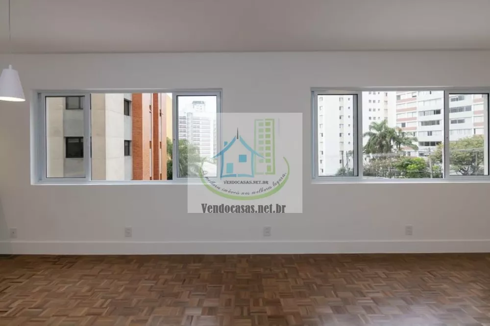 Apartamento à venda com 3 quartos, 141m² - Foto 1