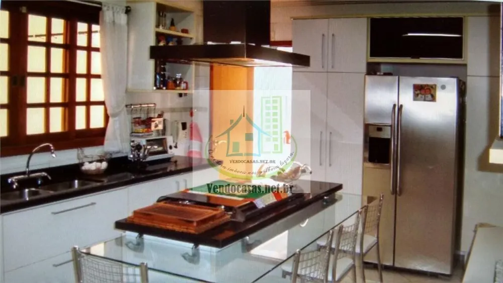 Casa, 3 quartos, 306 m² - Foto 6