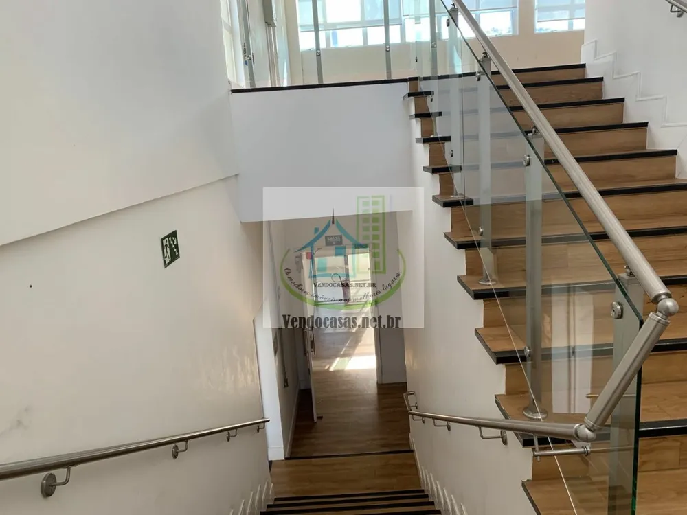 Depósito-Galpão, 1200 m² - Foto 1