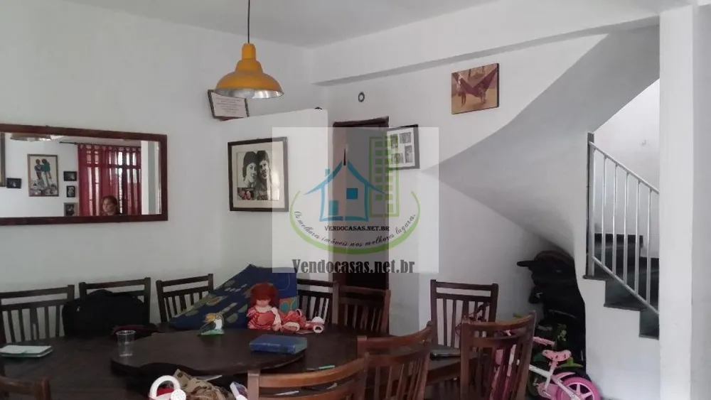 Casa, 4 quartos, 266 m² - Foto 2