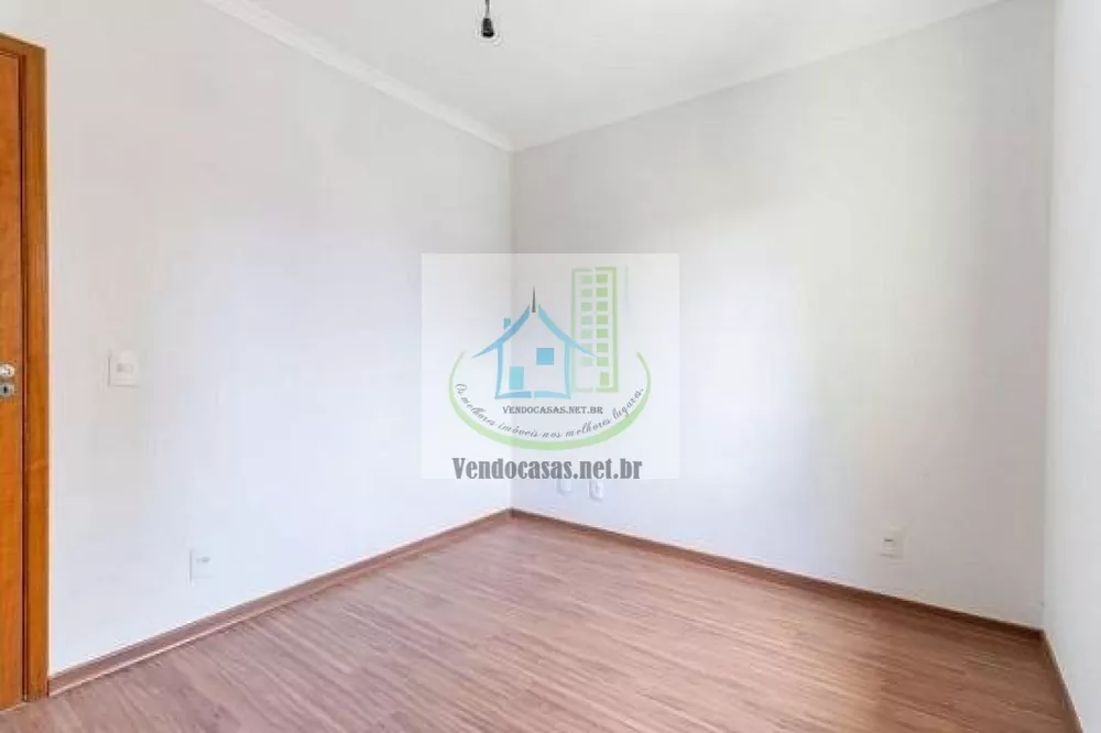 Casa à venda com 3 quartos, 106m² - Foto 5