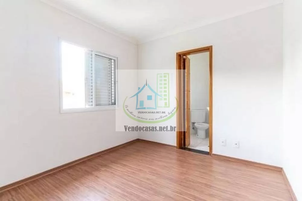 Casa à venda com 3 quartos, 106m² - Foto 8