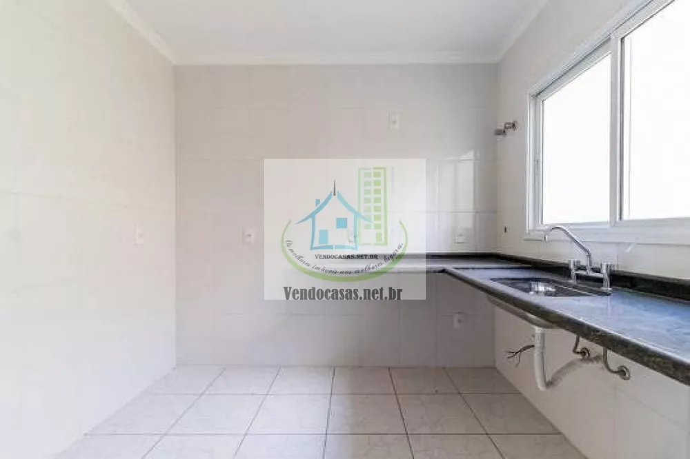 Casa à venda com 3 quartos, 106m² - Foto 12