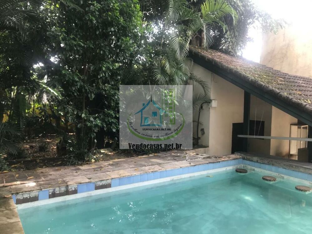 Casa, 4 quartos, 379 m² - Foto 1