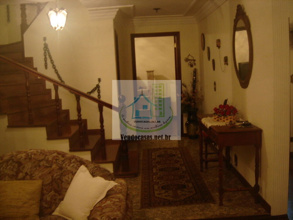 Casa, 4 quartos, 280 m² - Foto 1