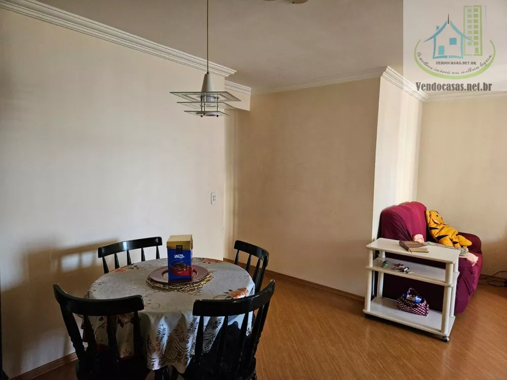 Apartamento para alugar com 3 quartos, 74m² - Foto 3