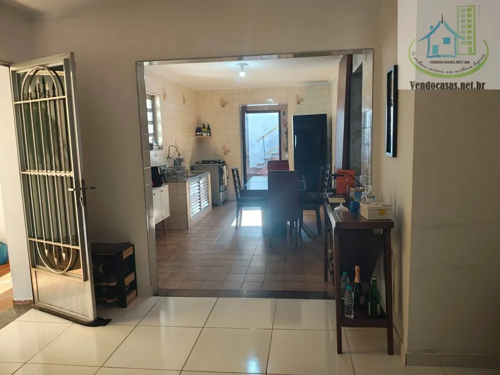 Casa, 3 quartos, 177 m² - Foto 9