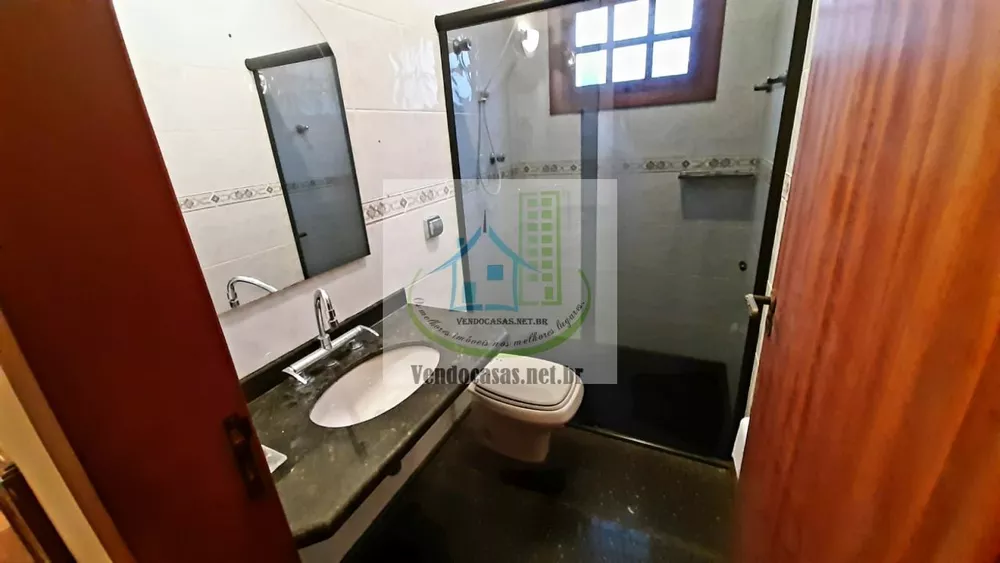 Casa à venda com 3 quartos, 230m² - Foto 3