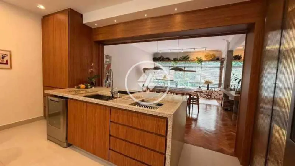 Apartamento, 3 quartos, 240 m² - Foto 2