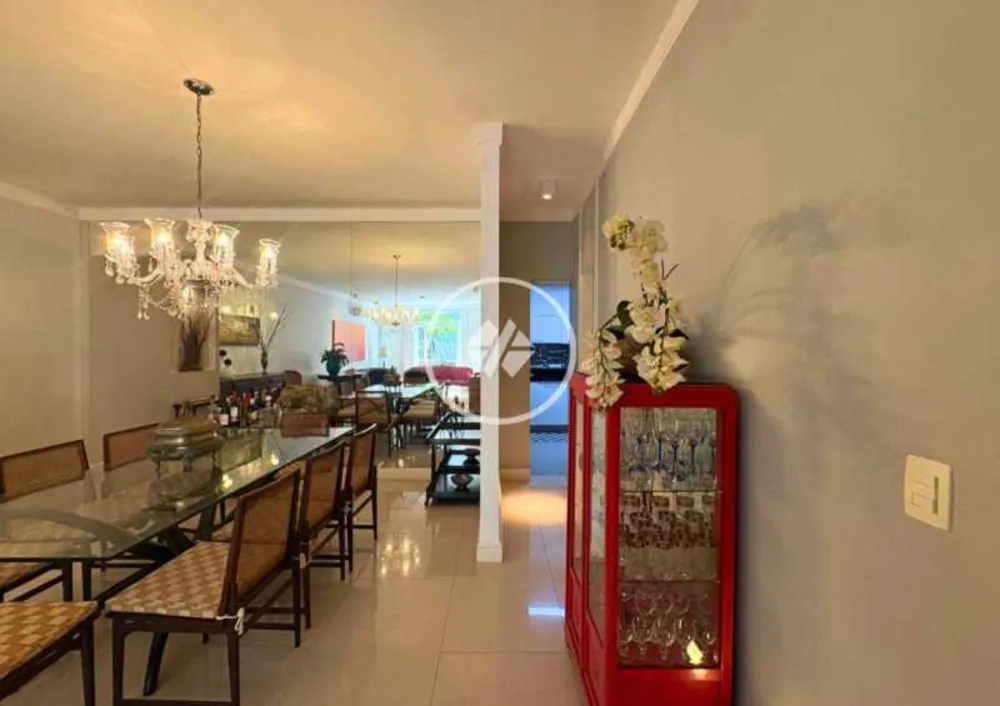 Apartamento, 3 quartos, 160 m² - Foto 1