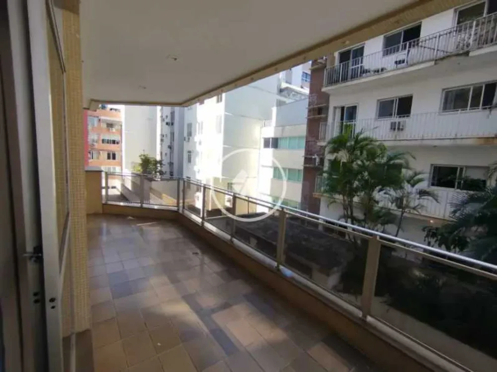 Apartamento, 3 quartos, 163 m² - Foto 1