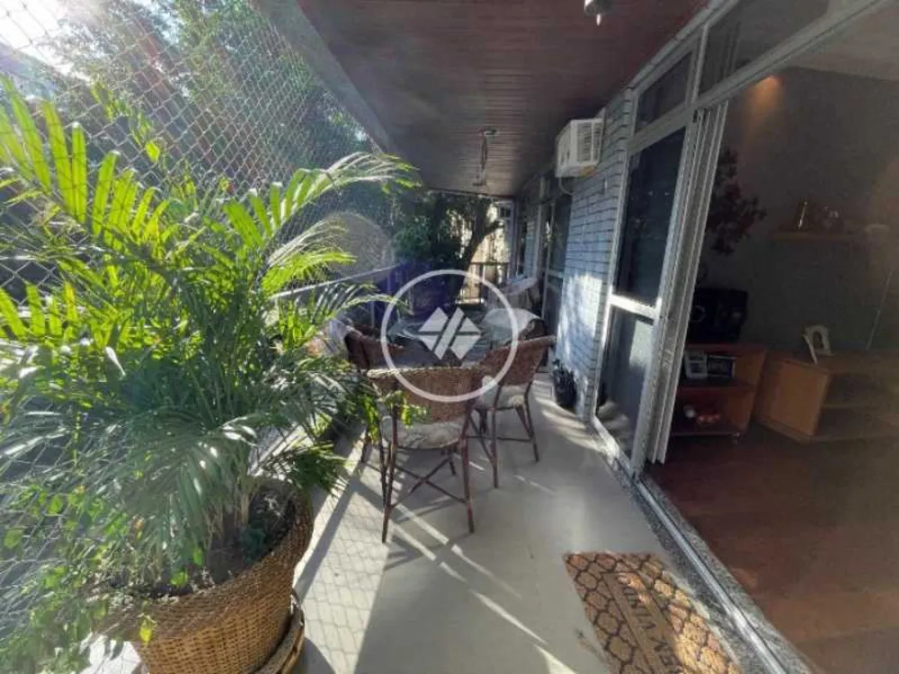 Apartamento, 3 quartos, 138 m² - Foto 2