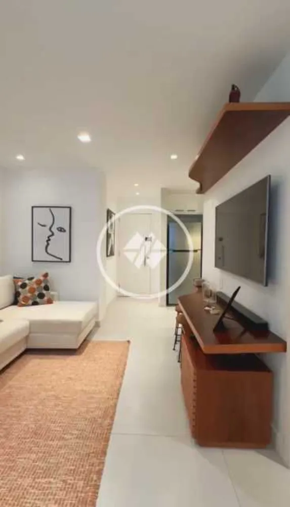 Apartamento, 1 quarto, 32 m² - Foto 2