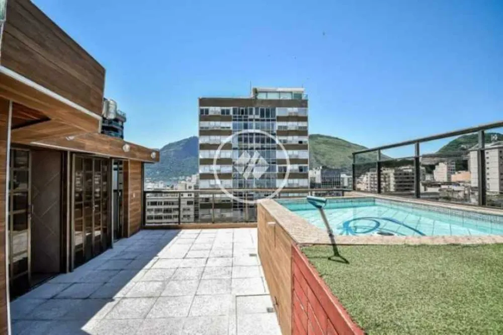 Cobertura, 4 quartos, 245 m² - Foto 1