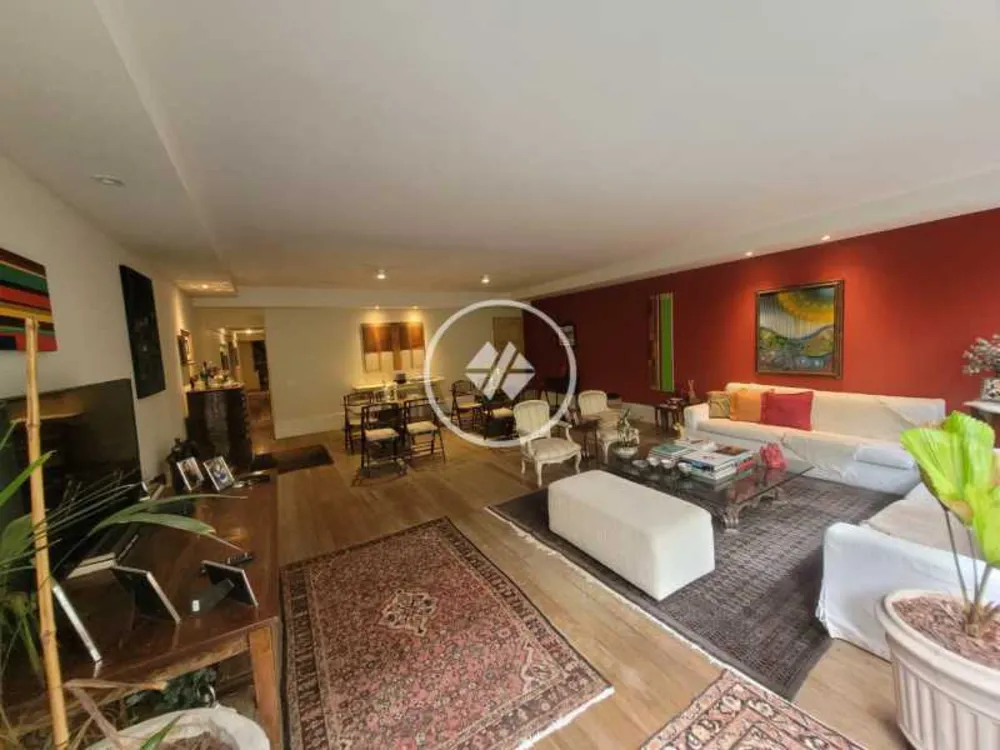 Apartamento, 3 quartos, 205 m² - Foto 1