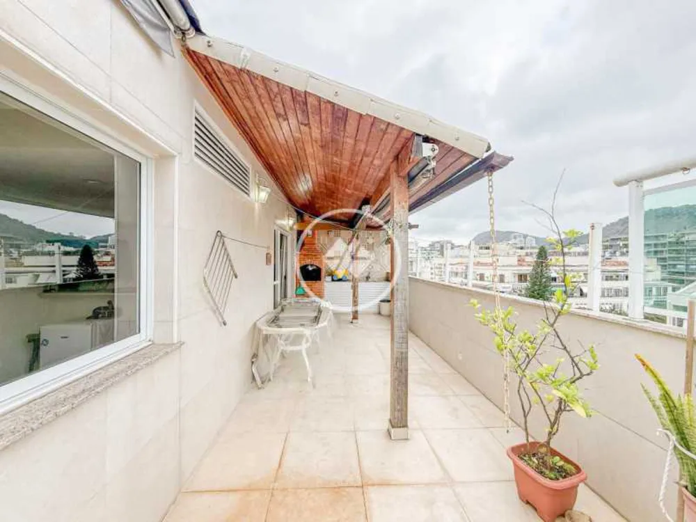 Cobertura, 3 quartos, 184 m² - Foto 1