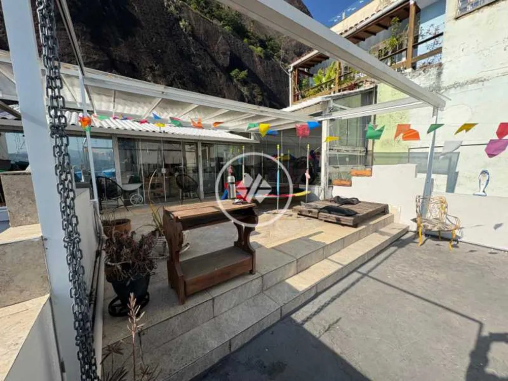 Cobertura, 3 quartos, 215 m² - Foto 4
