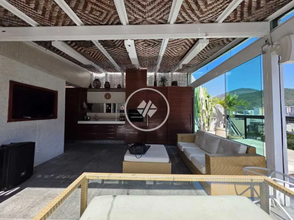 Cobertura, 3 quartos, 222 m² - Foto 3